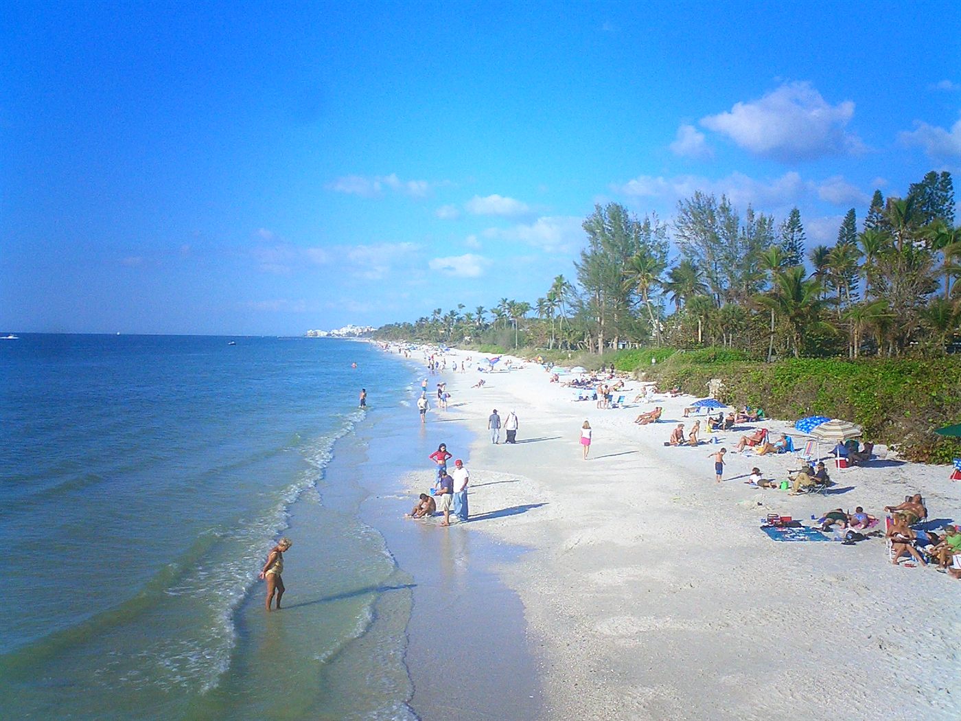 Naples Florida beach and pier for things to do travel guide